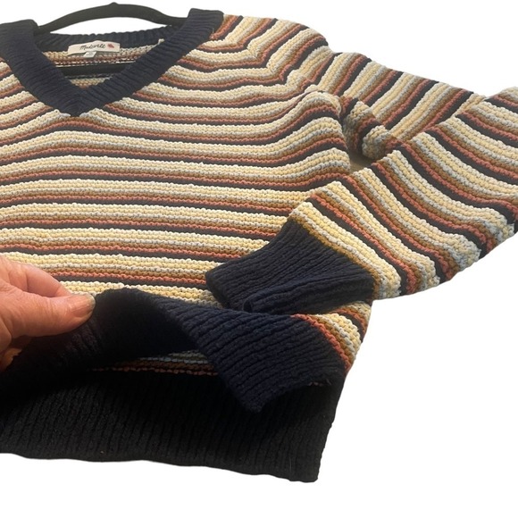 MadewellArden V-Neck Crop Pullover Sweater in Stripe - Picture 11 of 16